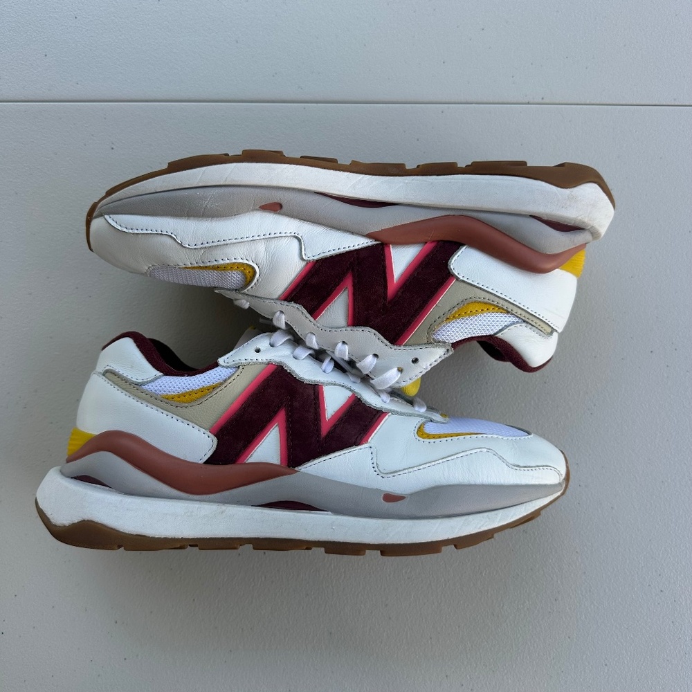 New Balance 57/40 Trainers in white and burgendy